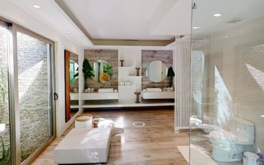 modern Canas home – ref. 2325