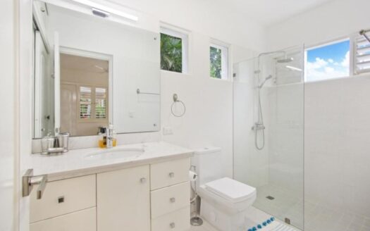 Beautiful modern home in quiet area – ref. 2312