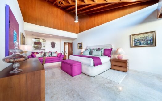 Brand new villa with golf and seaview – ref. 2363