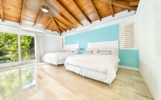 Amazing views of Dye Fore – ref. 2360