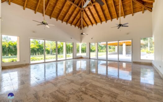 Brandnew villa in Canas II – ref. 2340