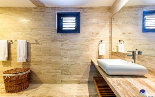 Large villa with great rental income – ref. 2342