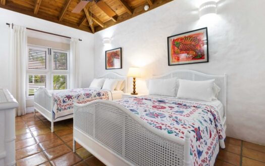 10 steps from your home to your boat – ref. 2142