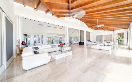 Amazing views of Dye Fore – ref. 2360